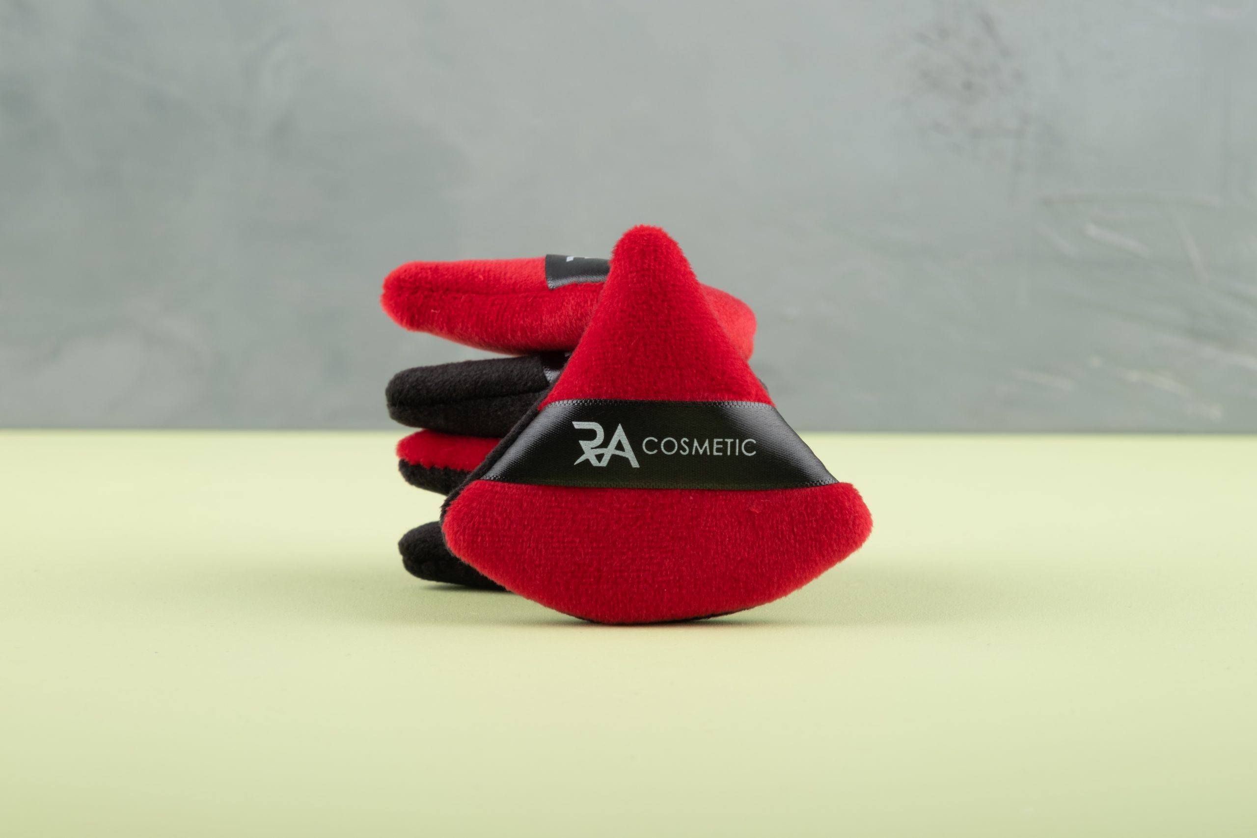 Kadife Üçgen Ponpon